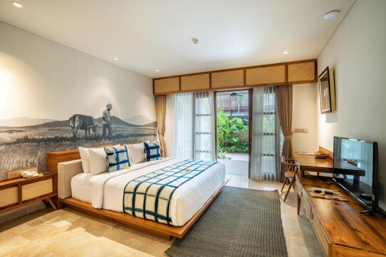 Dinara Hotel